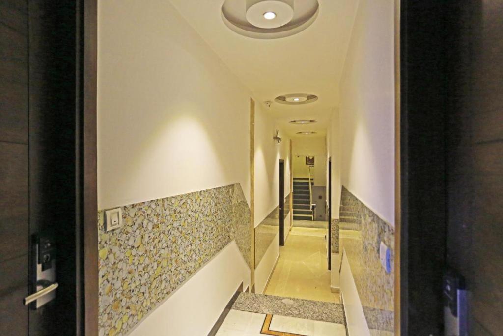Hotel Urban Luxury New Delhi Exteriör bild